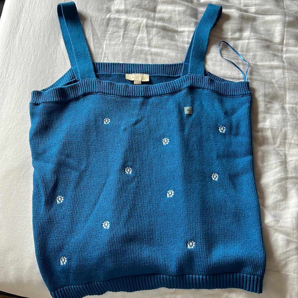 LOFT tank top (knit)
